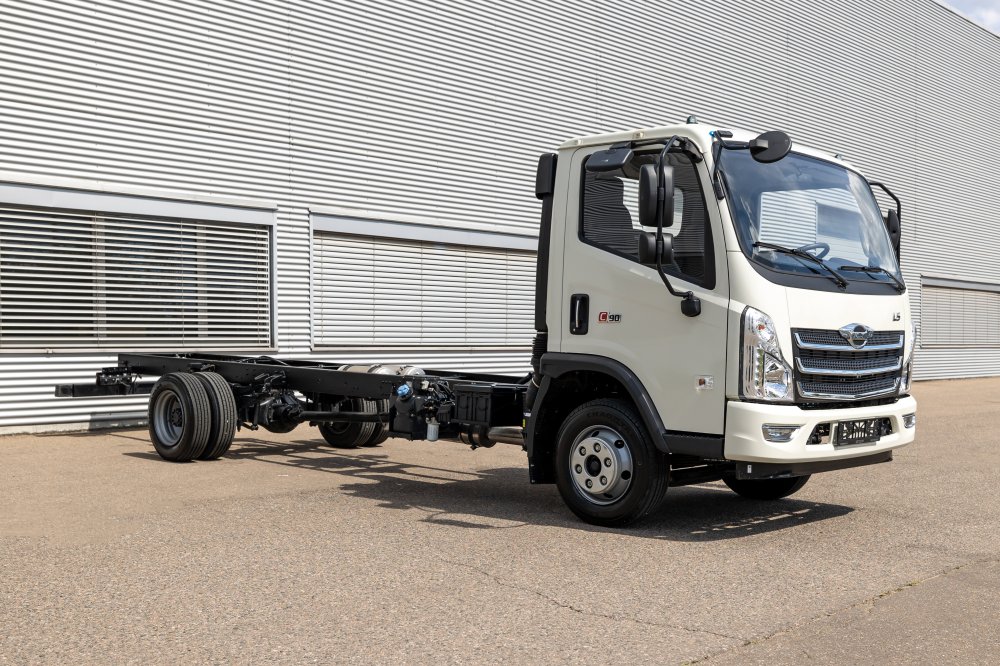 Шасси Forland 8 колесная база 3800/4500 фото