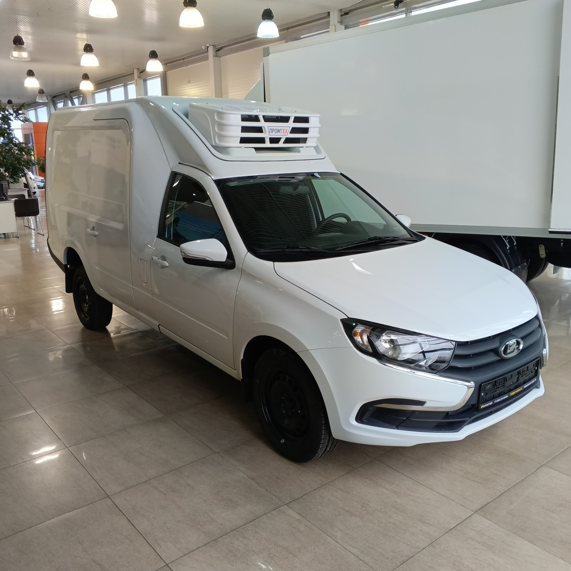 Рефрижератор Lada Granta Cub фото