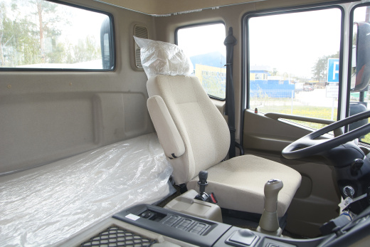 Бортовой автомобиль с КМУ DAEWOO Novus CC4CT фото