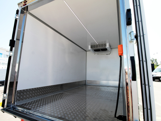 Рефрижератор Dongfeng Captain-T фото