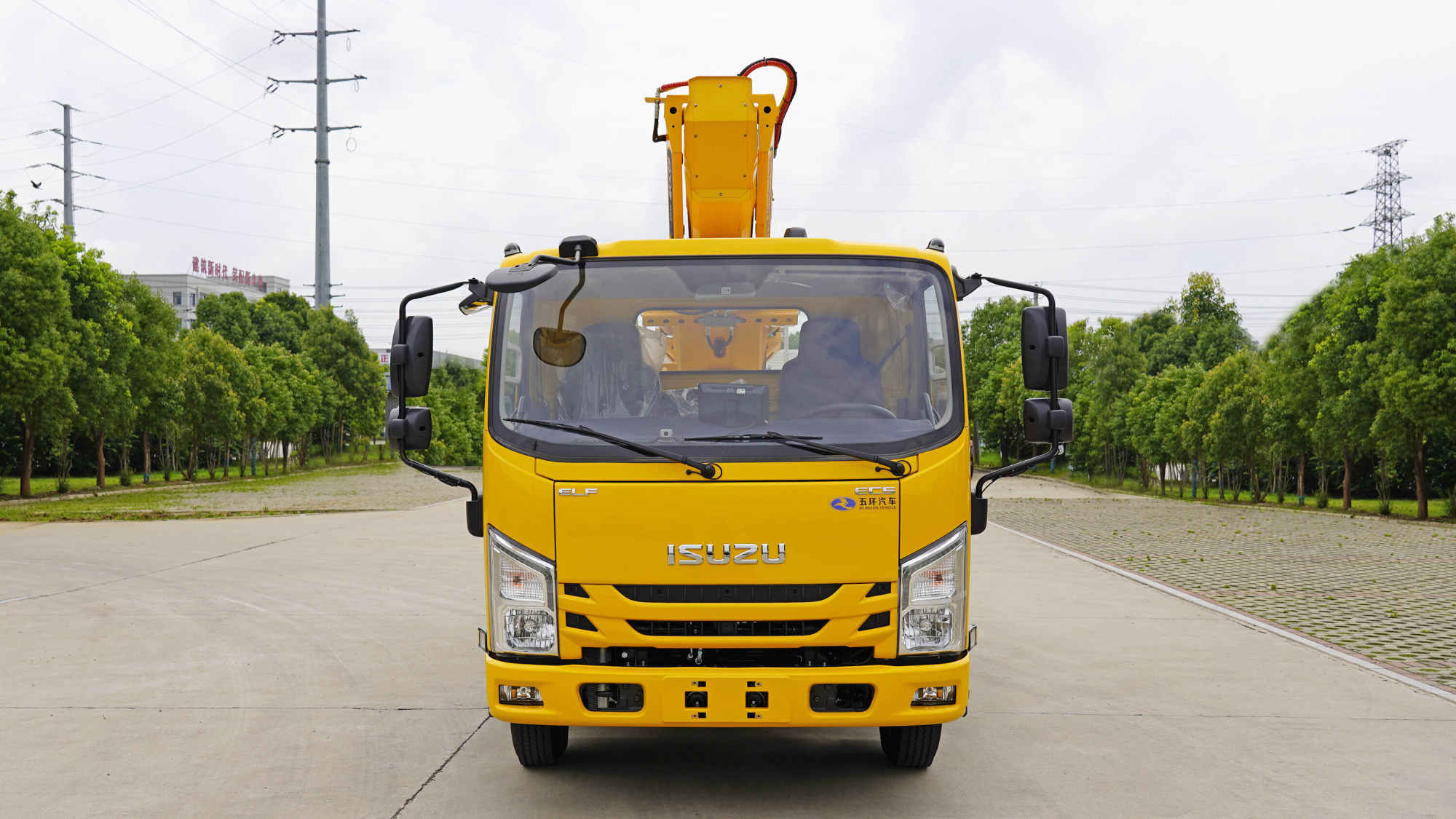 ISUZU Автогидроподъемник АГП 30 м фото