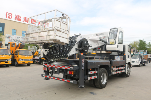 ISUZU Автогидроподъемник АГП 45 м фото