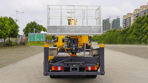 ISUZU Автогидроподъемник АГП 24 м (200) фото