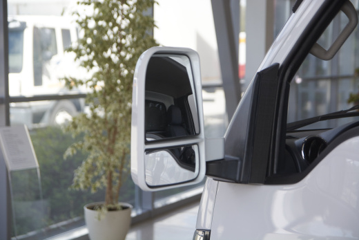 Тентованный фургон Dongfeng Captain-T фото