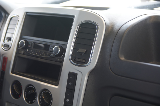 Промтоварный фургон Dongfeng Captain-T фото