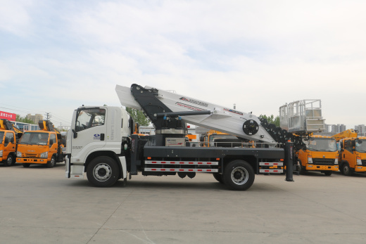 ISUZU Автогидроподъемник АГП 45 м фото