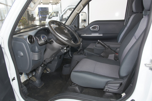 Тентованный фургон Dongfeng Captain-T фото