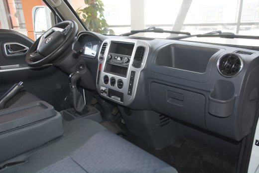 Тентованный фургон Dongfeng Captain-T фото