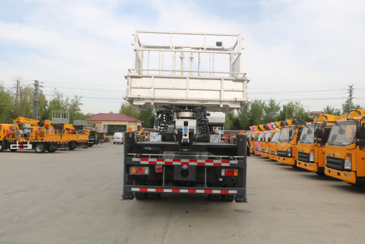 ISUZU Автогидроподъемник АГП 45 м фото